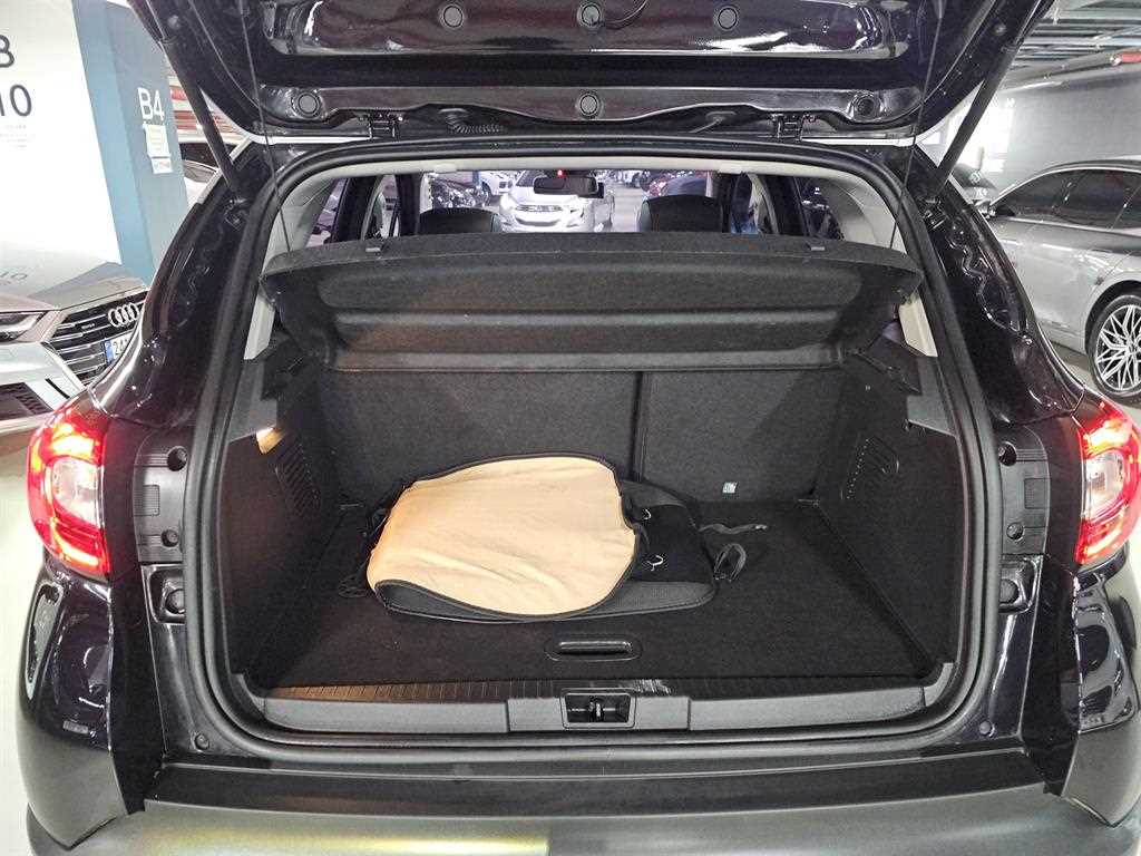 SAMSUNG QM3 - Vista 9