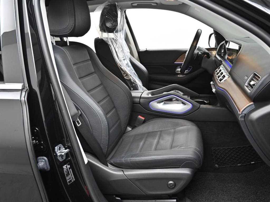 Mercedes Benz GLE Class - Vista 10