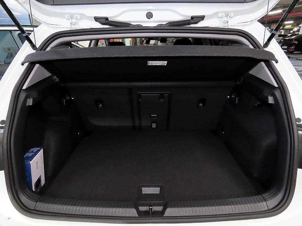 Volkswagen Golf 2023 - Importación desde Corea - HF Imports Iquique - Foto 18