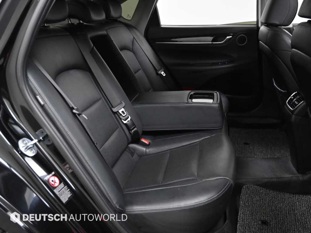 HYUNDAI Grandeur - Vista 12