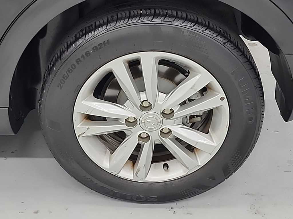 Ssangyong Tivoli 2016 Negro - Importación desde Corea - HF Imports Iquique - Foto 20