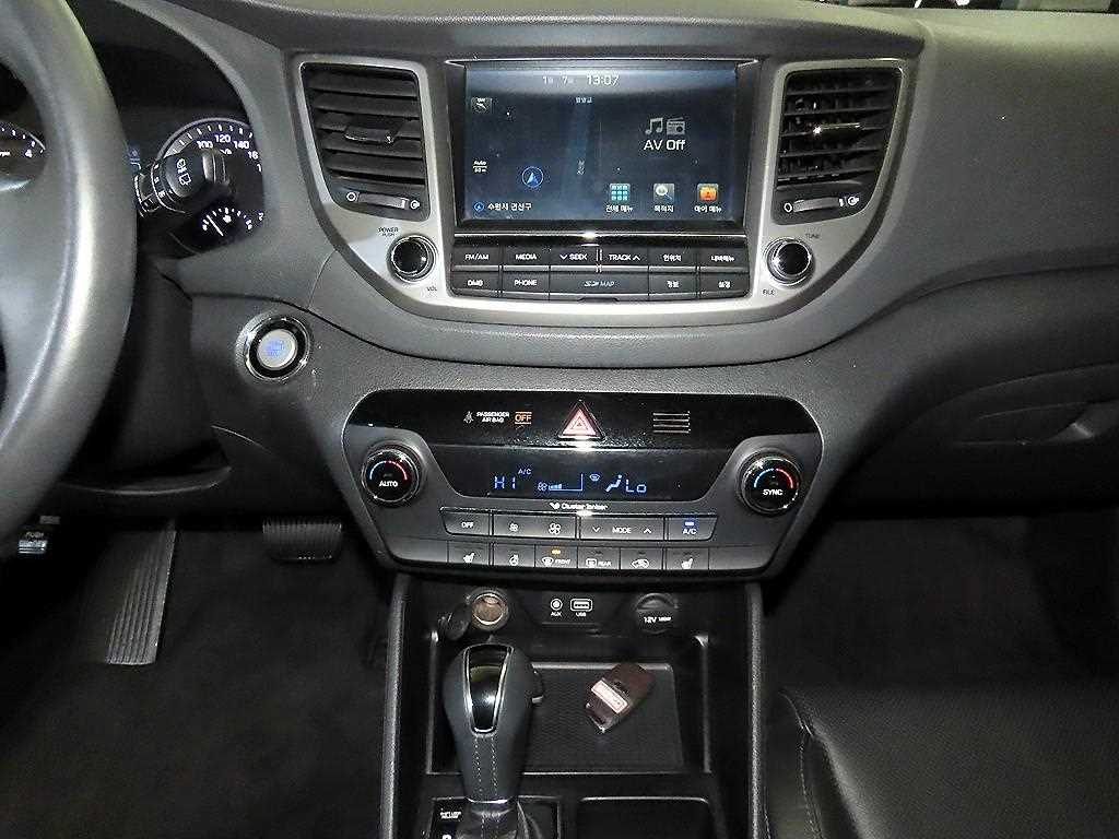 HYUNDAI Tucson - Vista 11