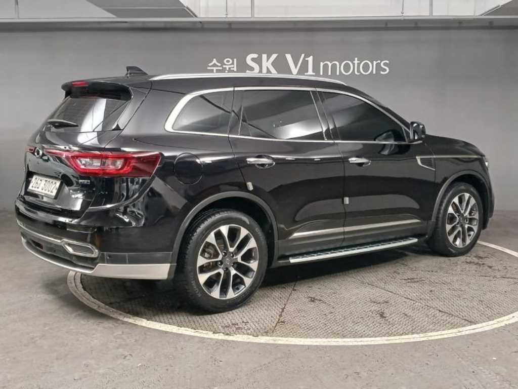 SAMSUNG QM6 - Vista 5