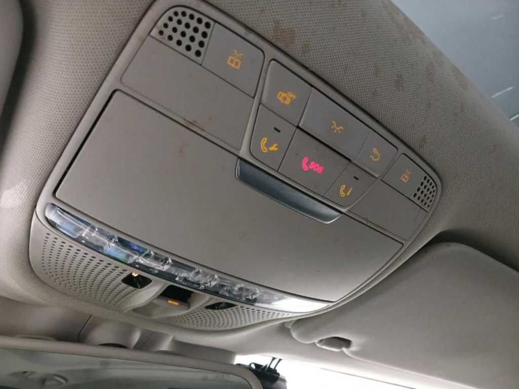 Mercedes Benz GLC Class 2019 Gris - Importación desde Corea - HF Imports Iquique - Foto 16