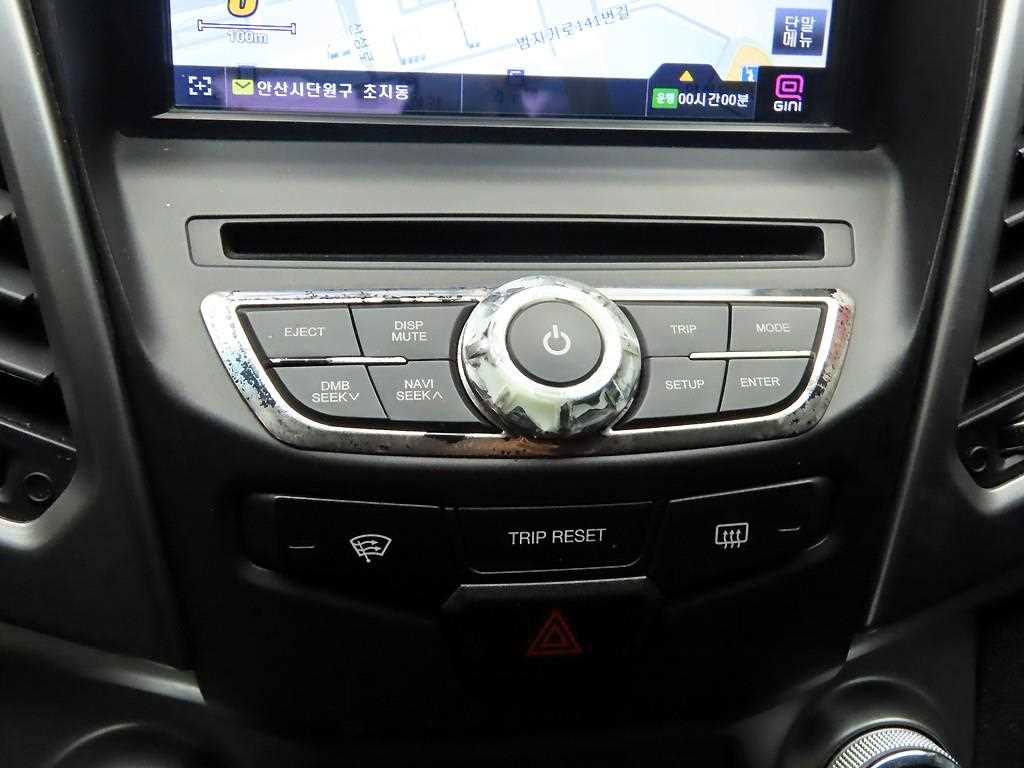 Ssangyong Korando - Vista 9