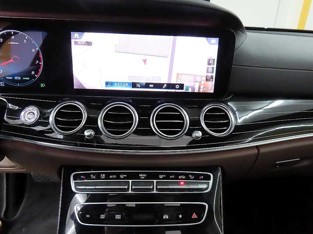 Mercedes Benz E class 2021 Negro - Importación desde Corea - HF Imports Iquique - Foto 14