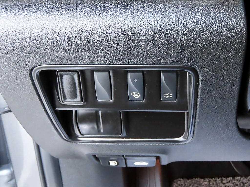 SAMSUNG QM6 - Vista 12