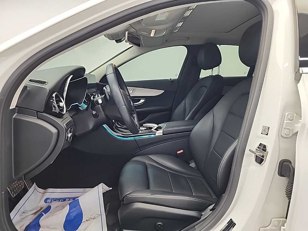 Mercedes Benz C Class - Vista 11