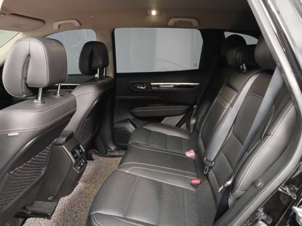 SAMSUNG QM6 - Vista 8