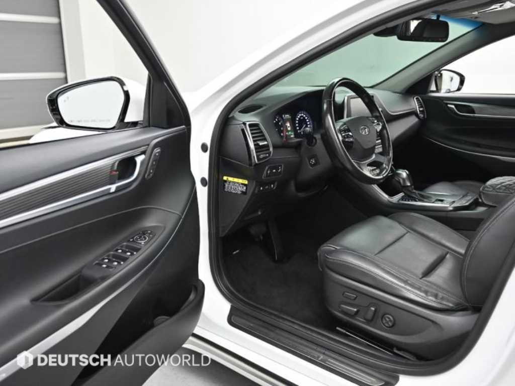 HYUNDAI Grandeur - Vista 11