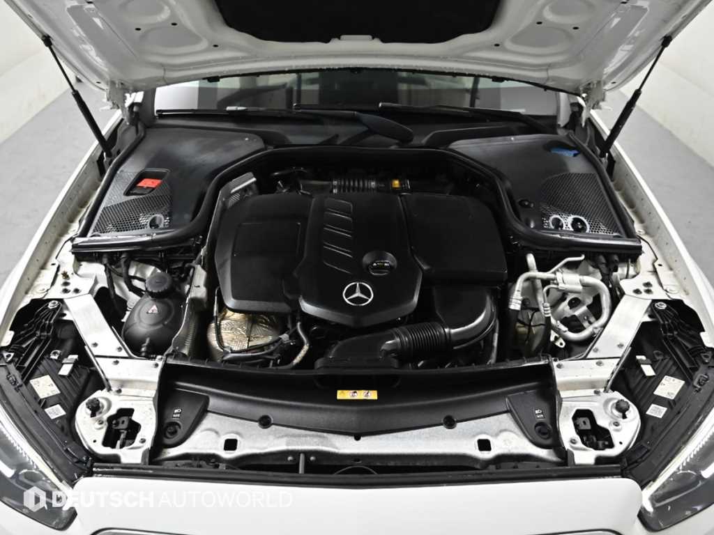 Mercedes Benz E class - Vista 6