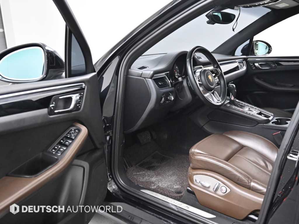 Porsche Macan - Vista 11