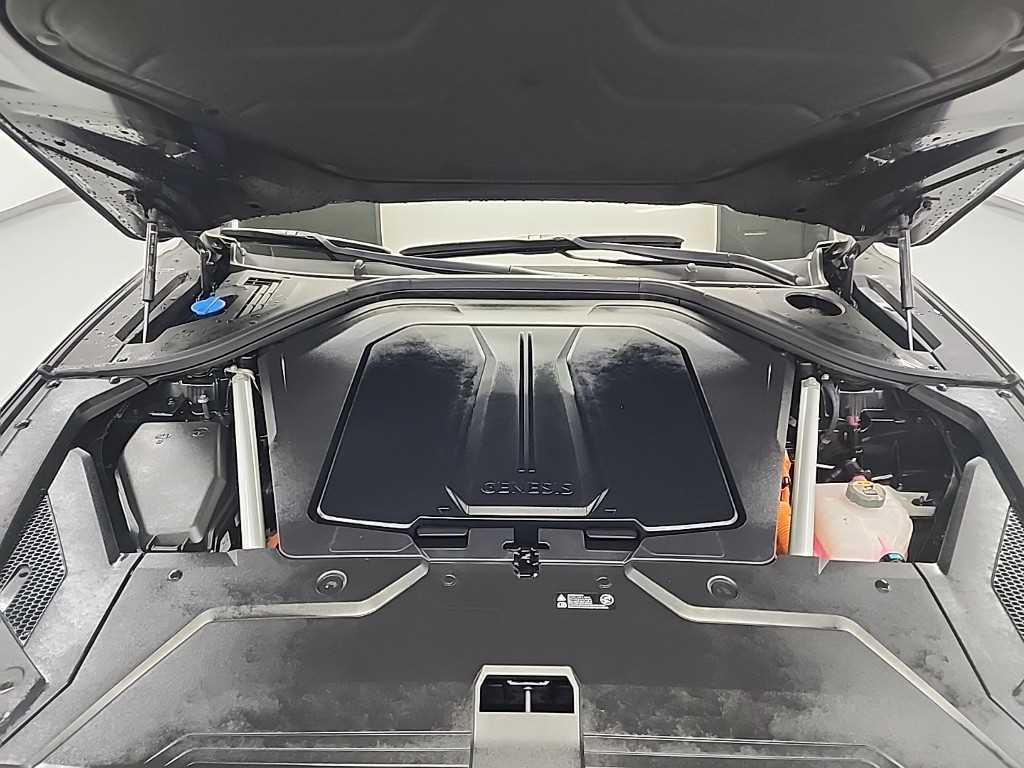 Genesis GV70 - Vista 5