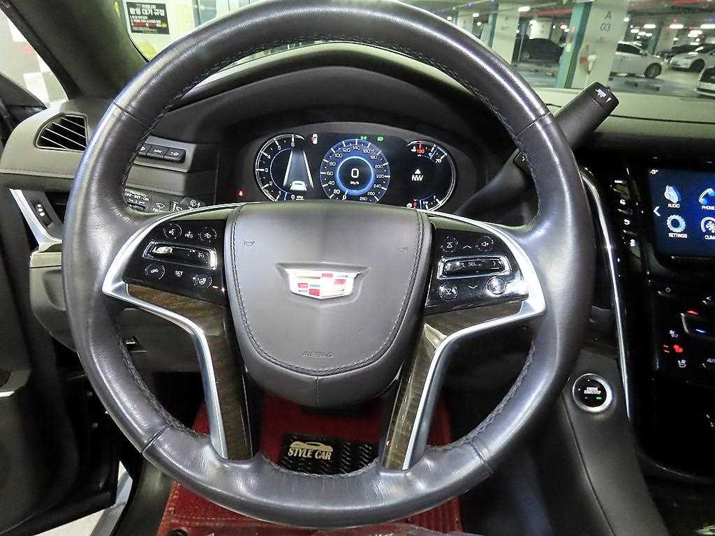 Cadillac Escalade - Vista 8