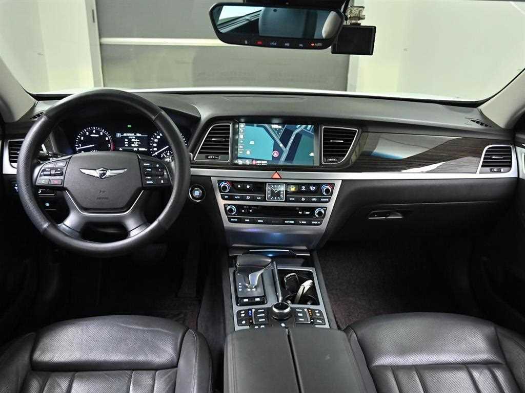 Genesis G80 - Vista 7