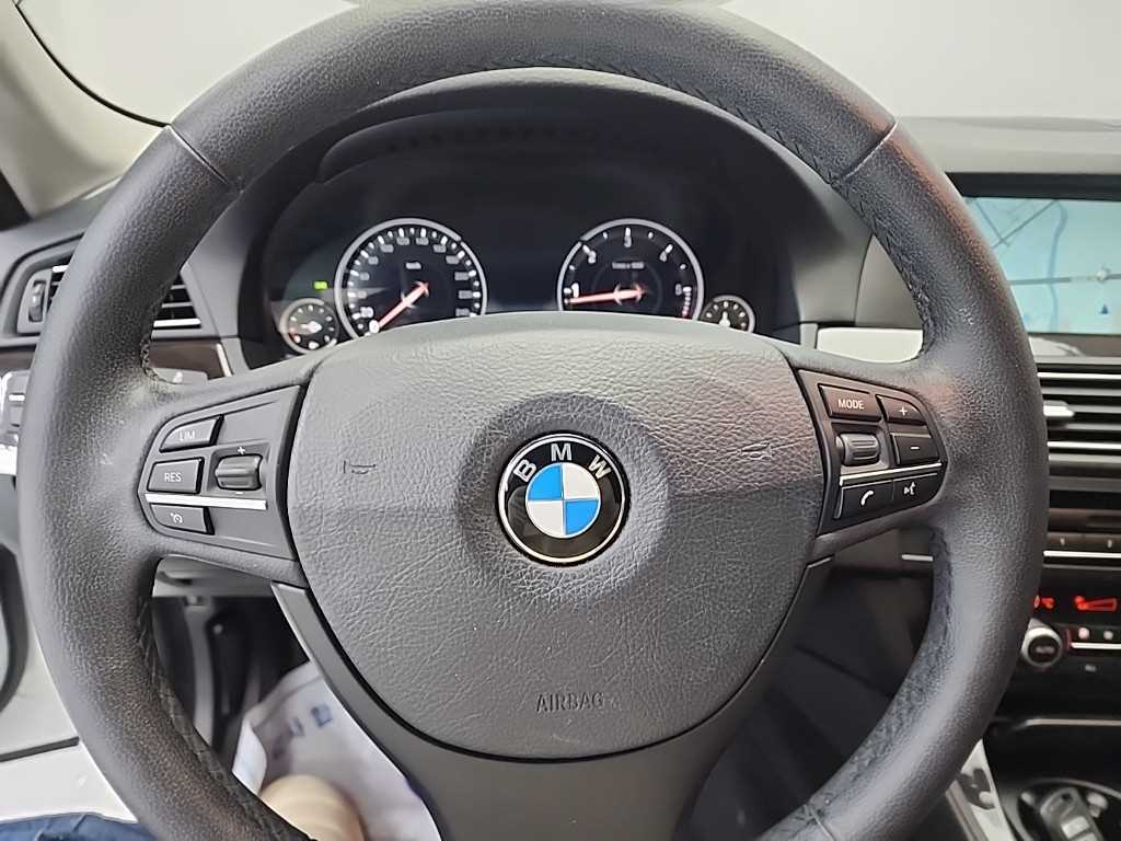 BMW 5 Series - Vista 9