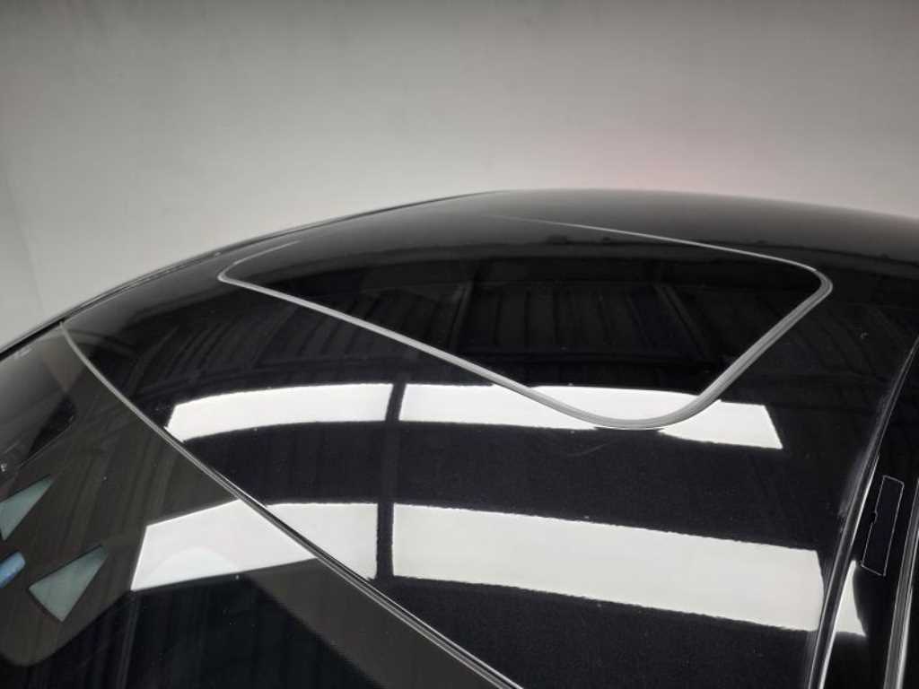 Mercedes Benz E class - Vista 7