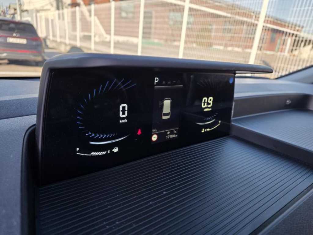 HYUNDAI Staria - Vista 12