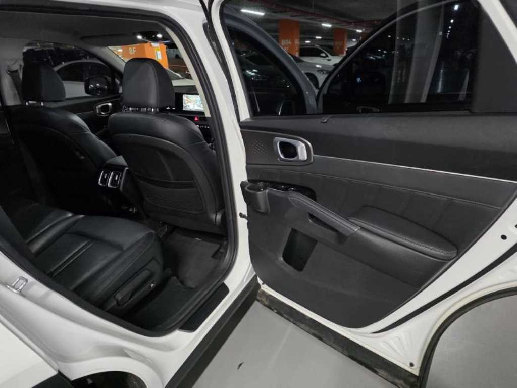 KIA Sorento - Vista 8