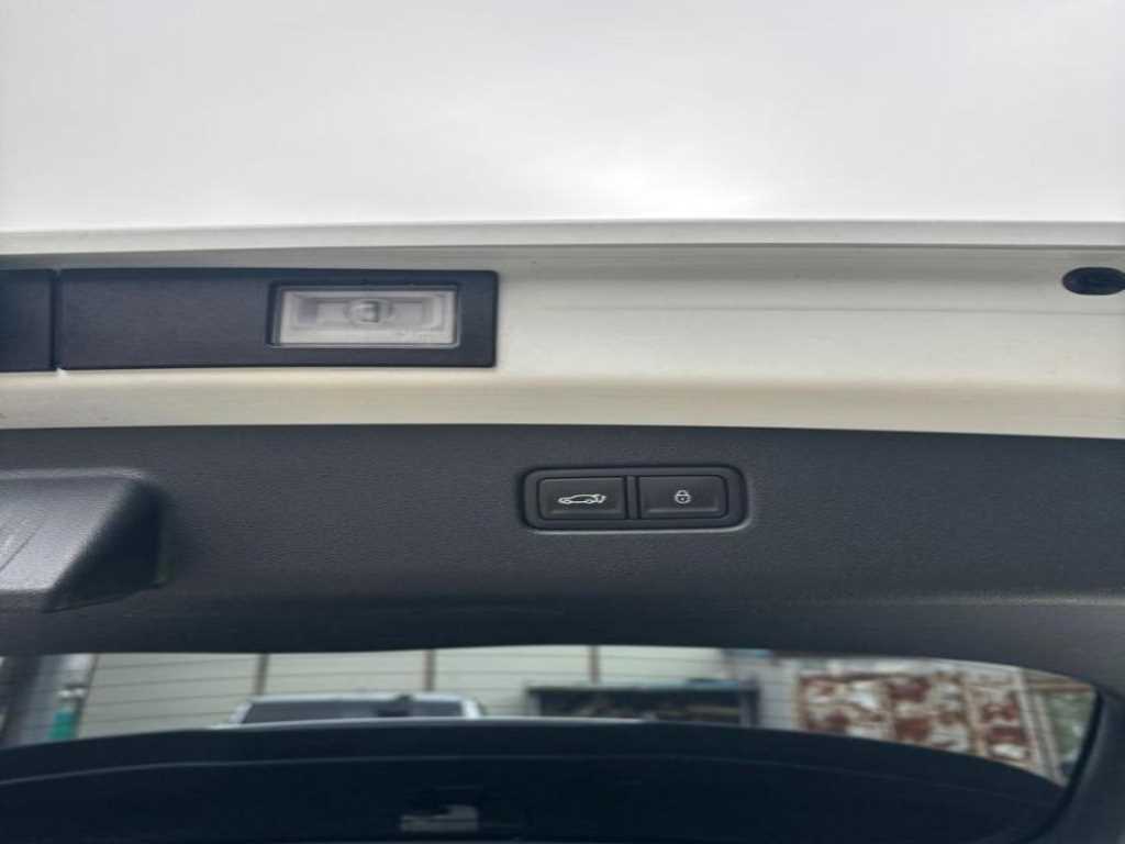 Genesis GV70 2022 Blanco - Importación desde Corea - HF Imports Iquique - Foto 20