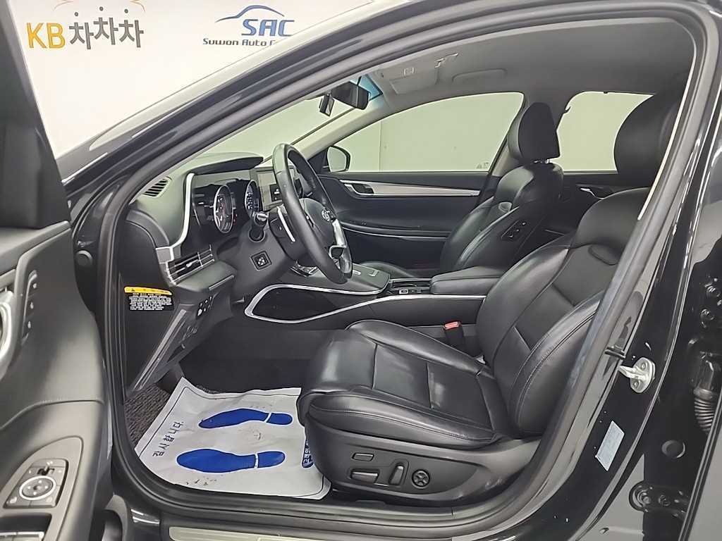 HYUNDAI Grandeur - Vista 12