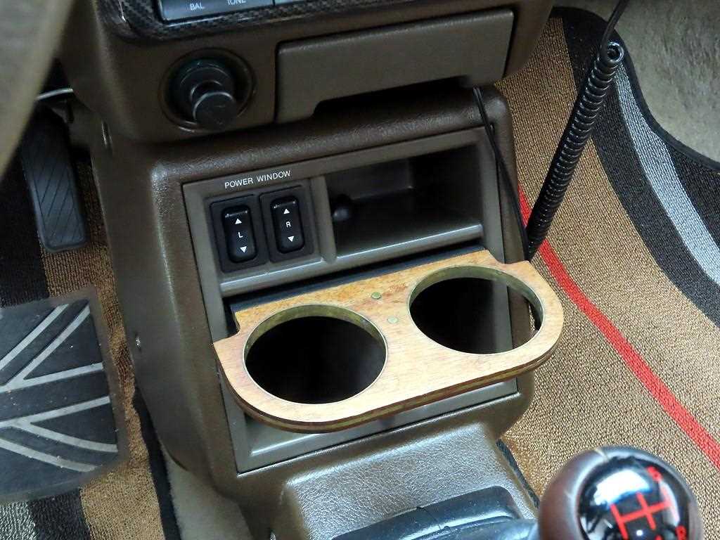 KIA Pride - Vista 12