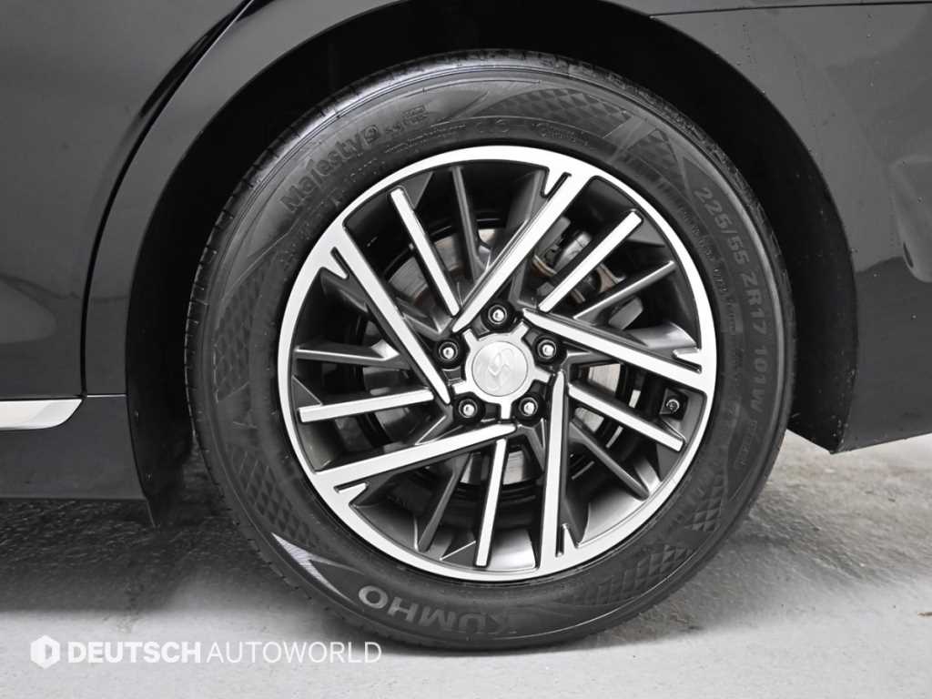 HYUNDAI Grandeur - Vista 5