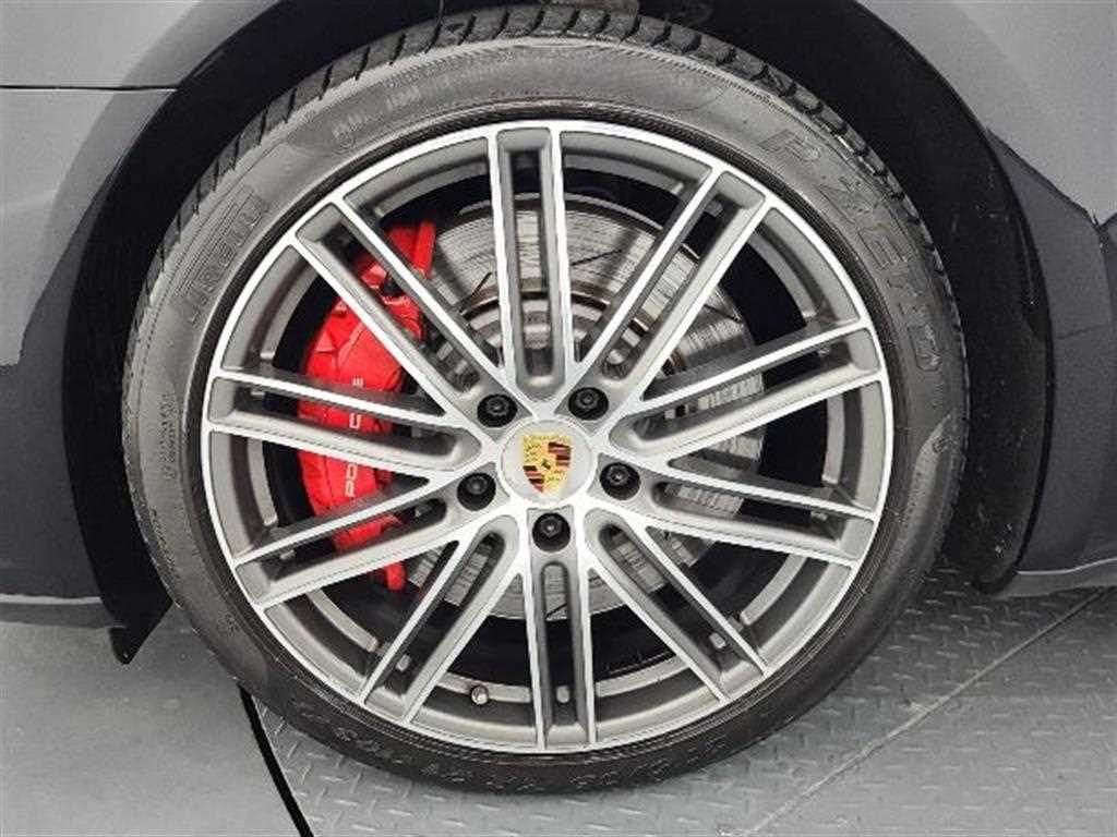 Porsche Panamera - Vista 5