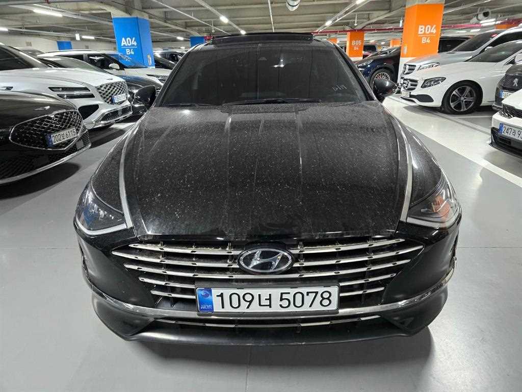 HYUNDAI Sonata - Vista 2