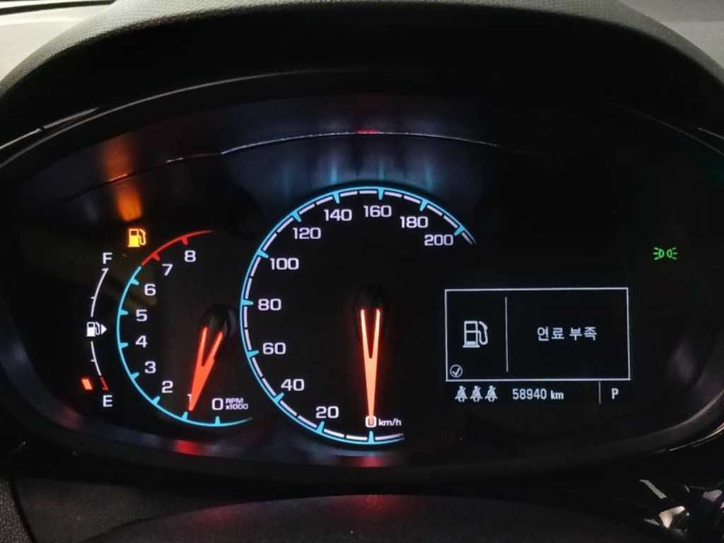 Chevrolet Spark - Vista 11