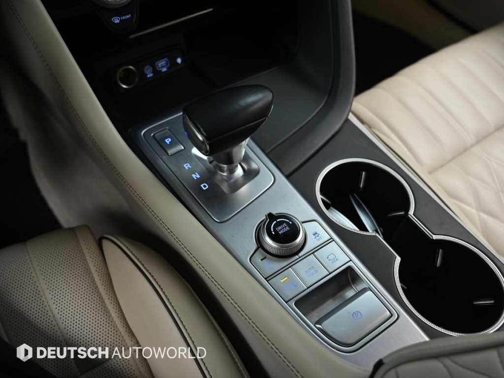 Genesis G70 - Vista 9