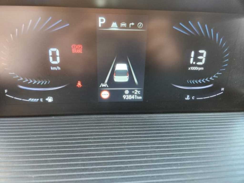 HYUNDAI Staria - Vista 8