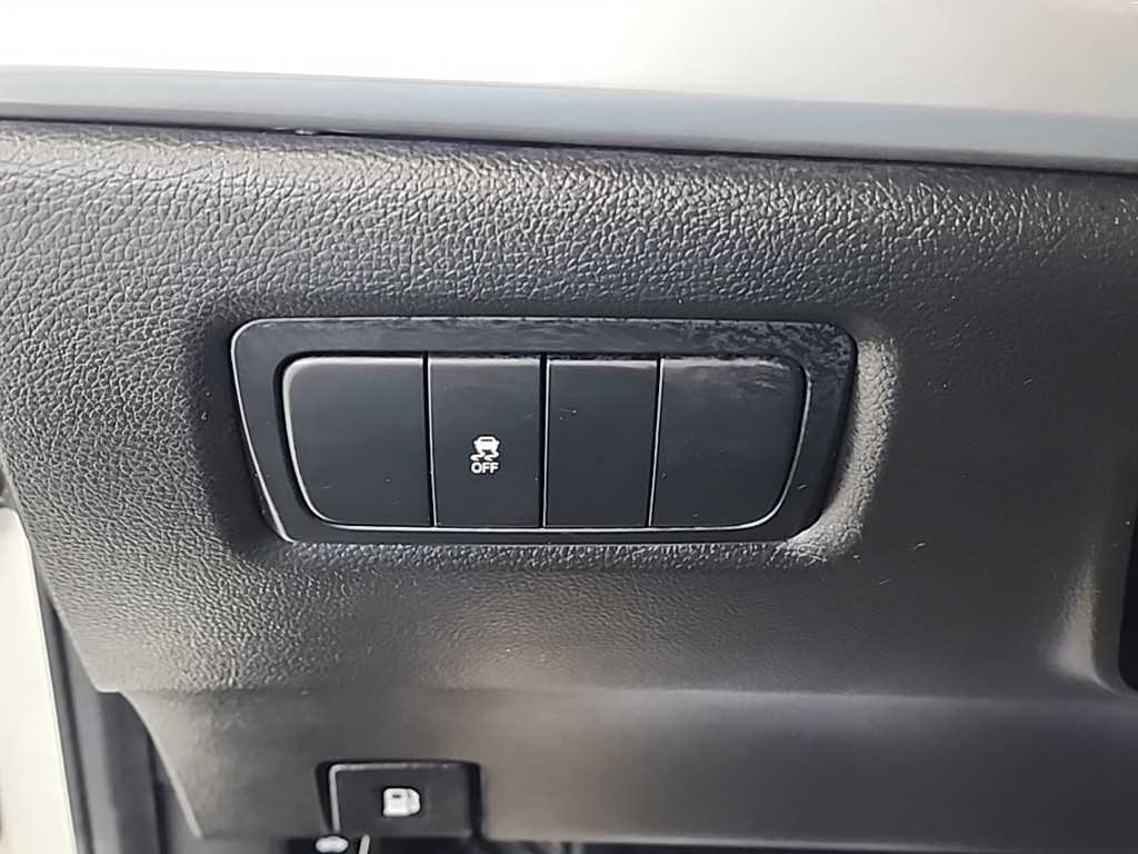 Ssangyong Korando 2015 Blanco - Importación desde Corea - HF Imports Iquique - Foto 16