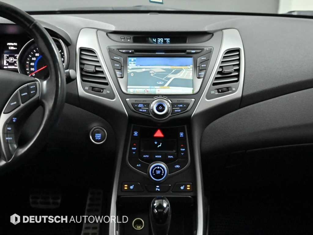 HYUNDAI Avante 2014 Blanco - Importación desde Corea - HF Imports Iquique - Foto 14