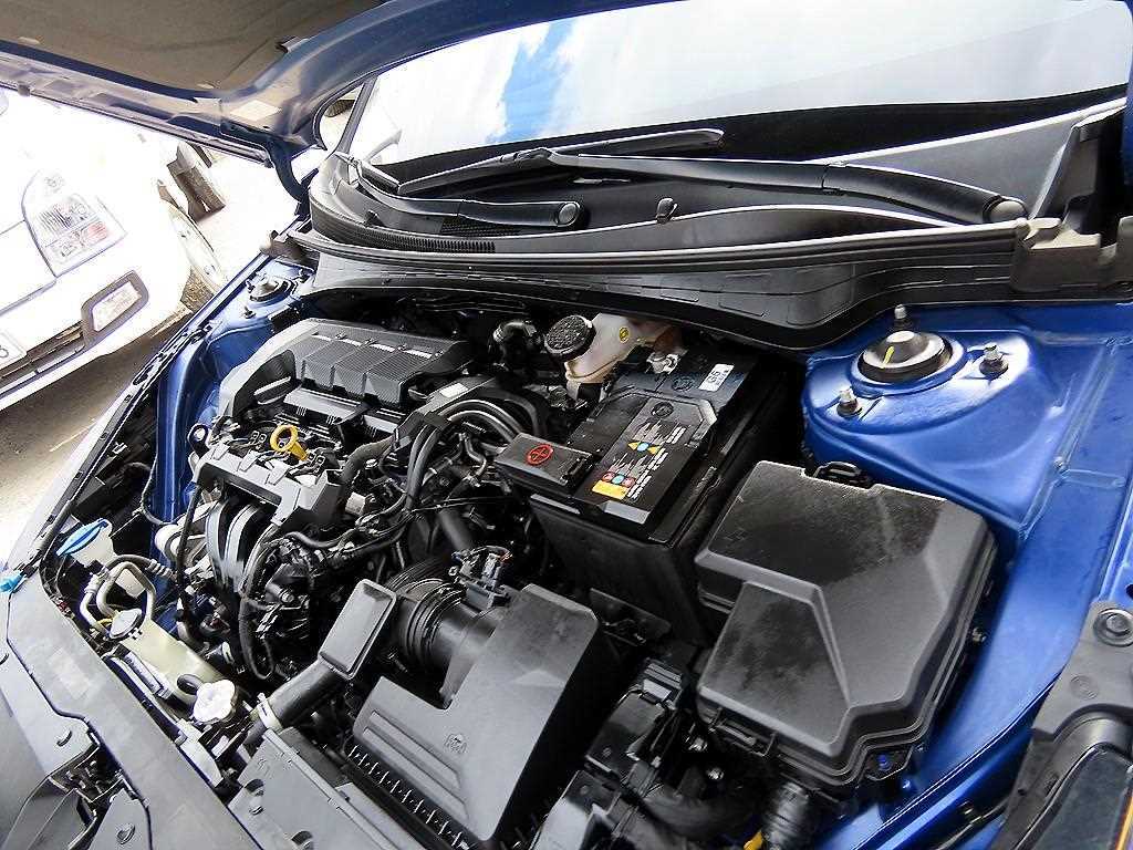 HYUNDAI Avante 2023 Azul - Importación desde Corea - HF Imports Iquique - Foto 18