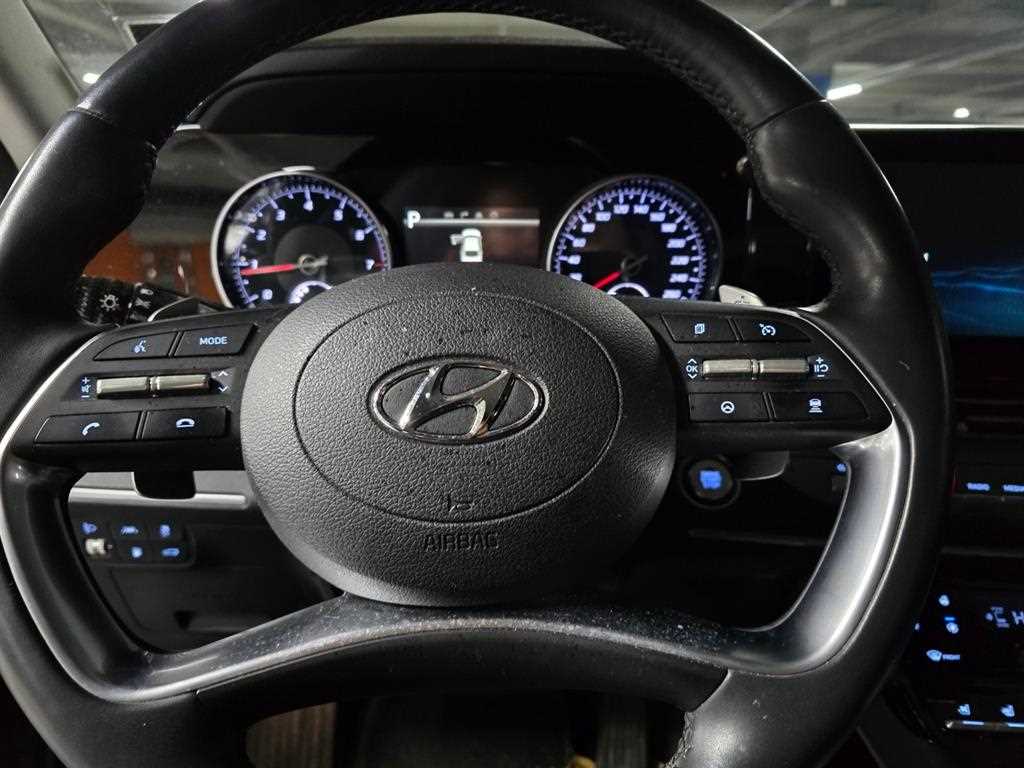 HYUNDAI Grandeur - Vista 6