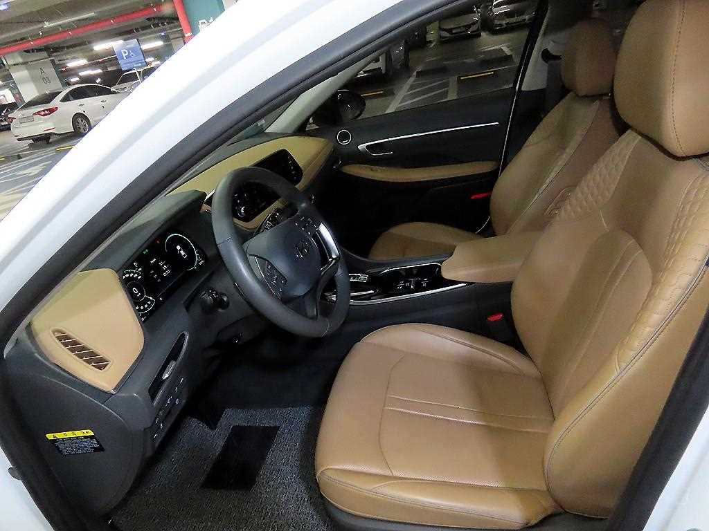 HYUNDAI Sonata - Vista 6