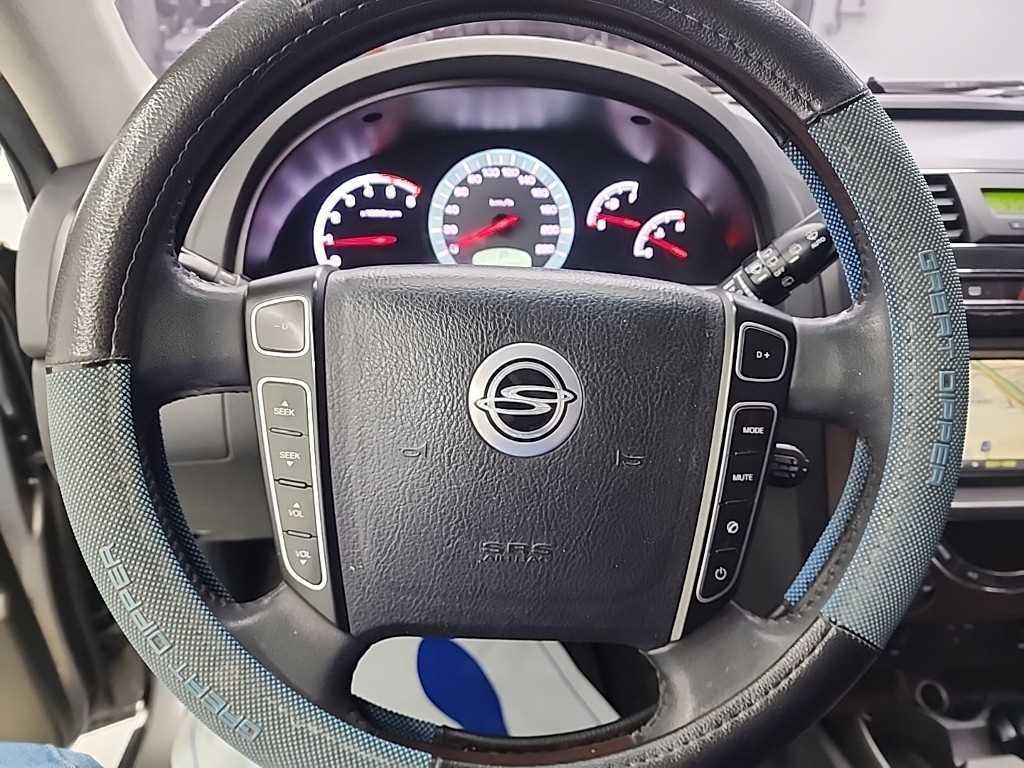 Ssangyong Rexton - Vista 9