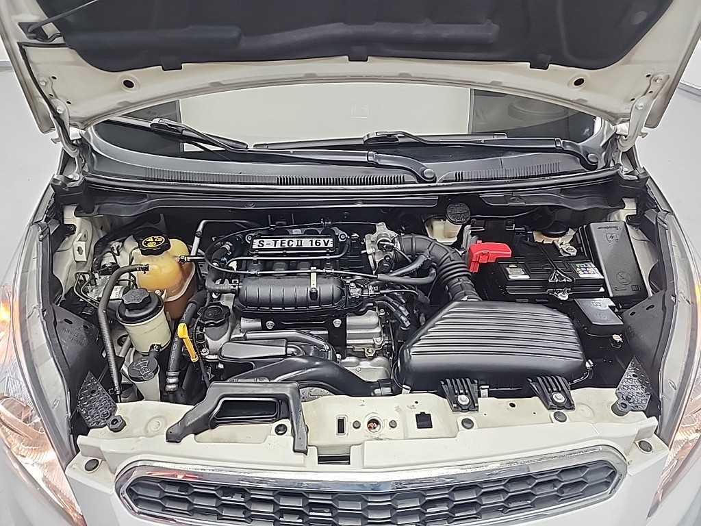 Chevrolet Spark - Vista 5