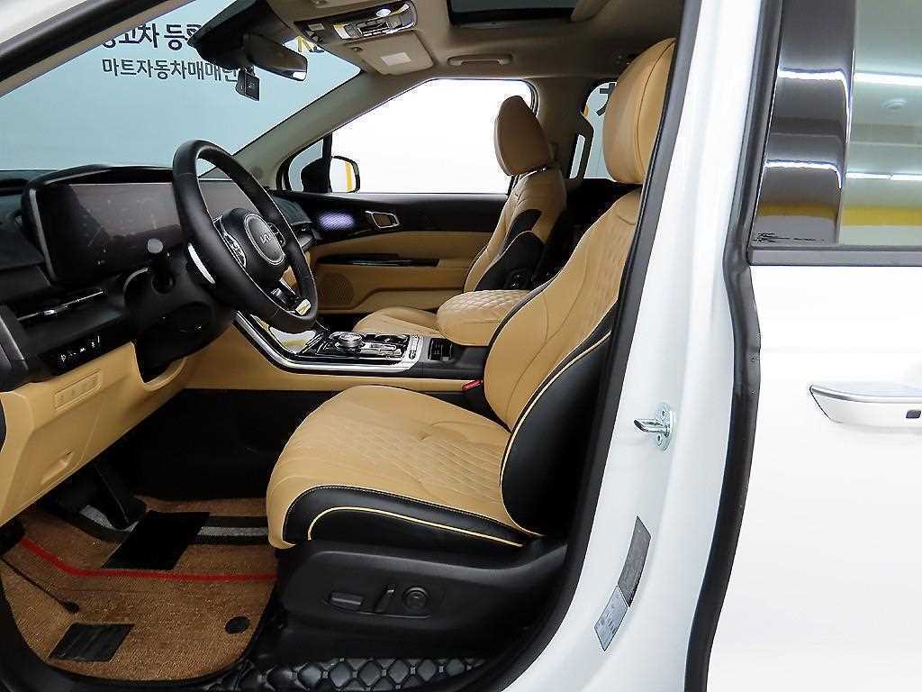 KIA Carnival - Vista 5