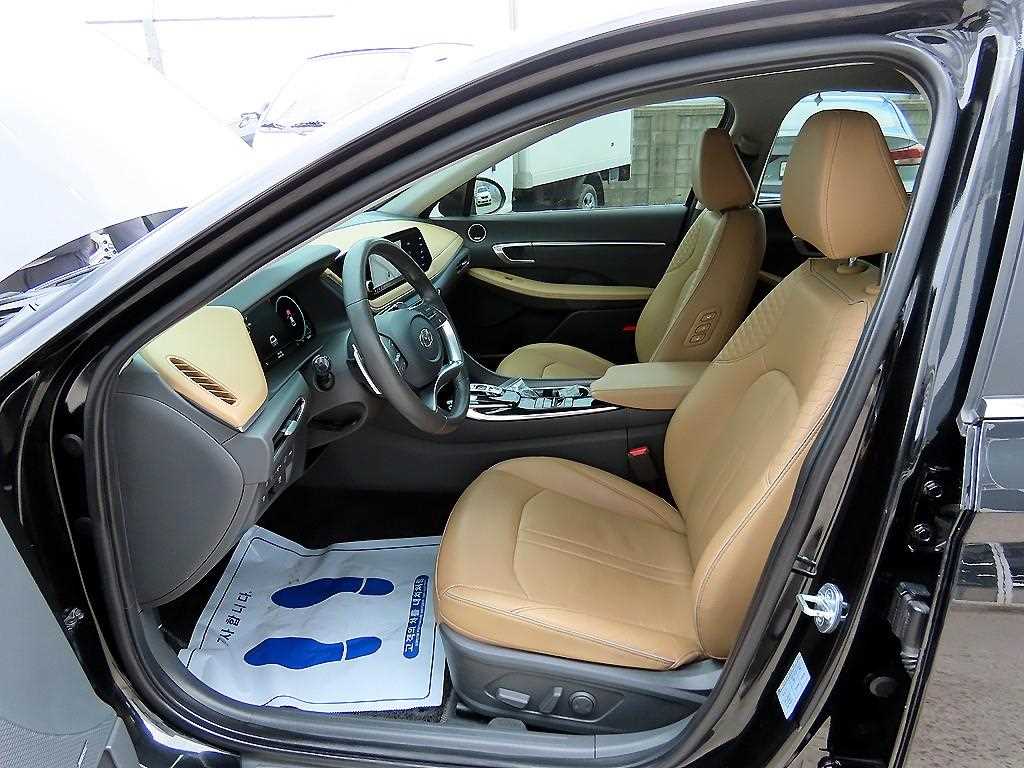 HYUNDAI Sonata - Vista 5