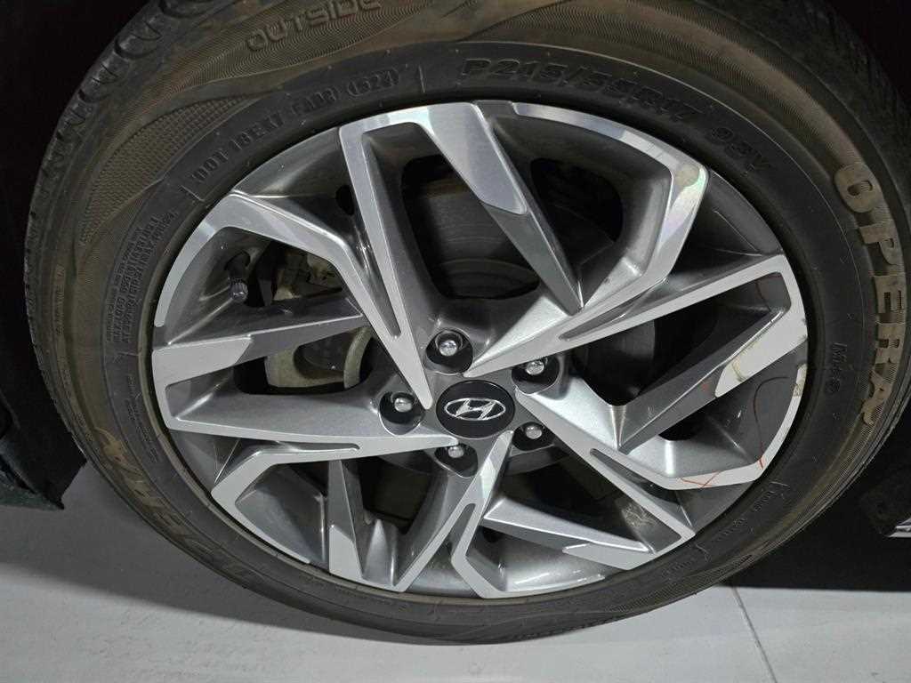 HYUNDAI Sonata - Vista 12