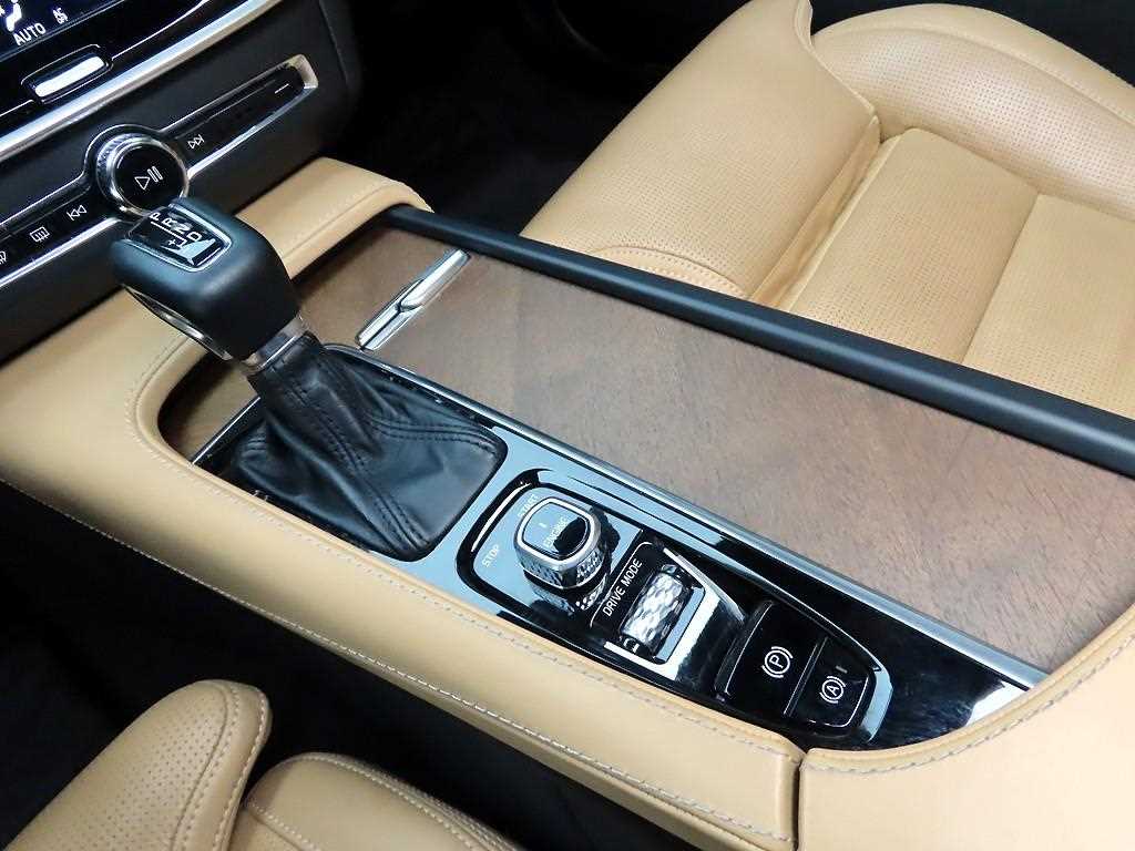 Volvo S90 - Vista 10