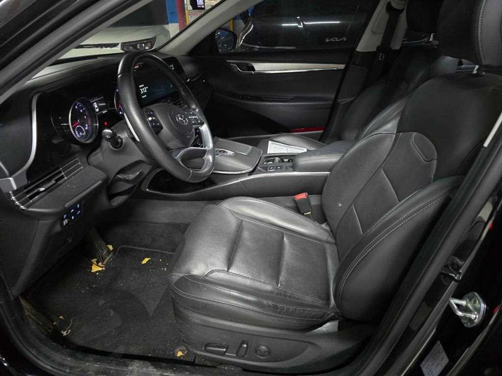 HYUNDAI Grandeur - Vista 5