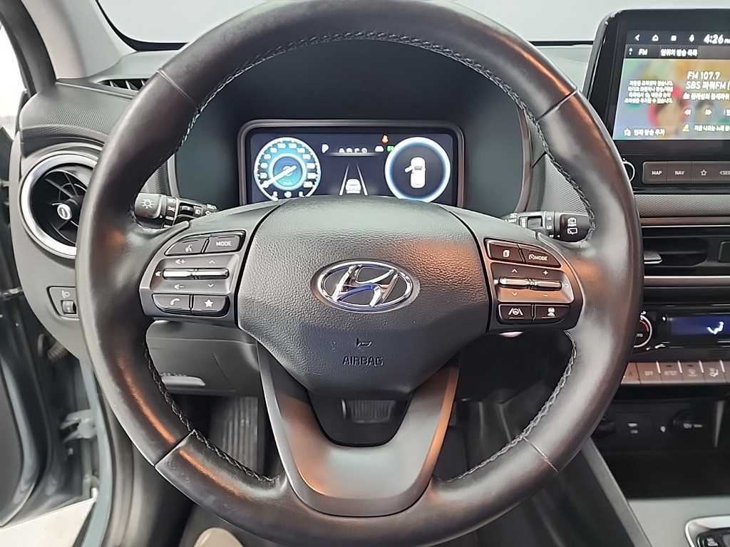 HYUNDAI Kona - Vista 9