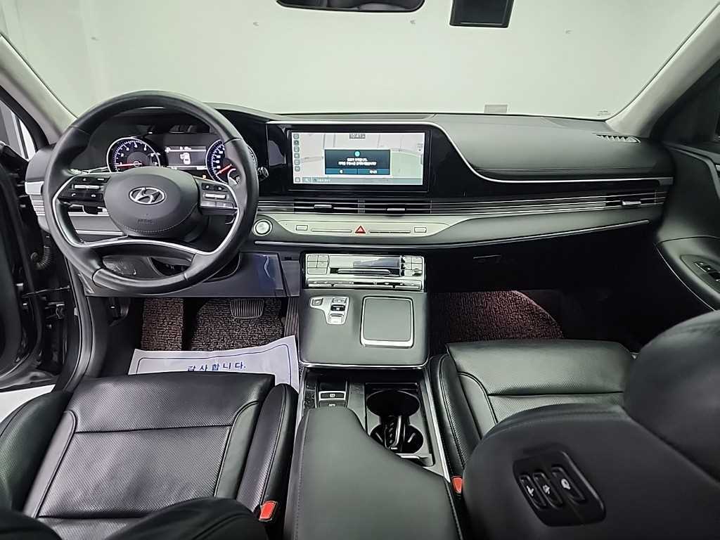 HYUNDAI Grandeur - Vista 8