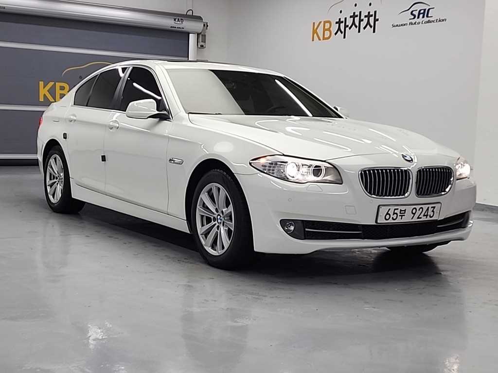 BMW 5 Series - Vista 4