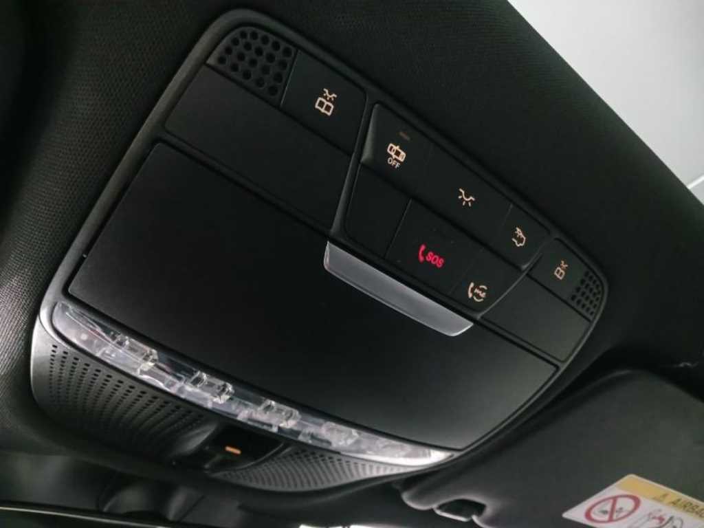 Mercedes Benz GLC Class 2020 Negro - Importación desde Corea - HF Imports Iquique - Foto 16