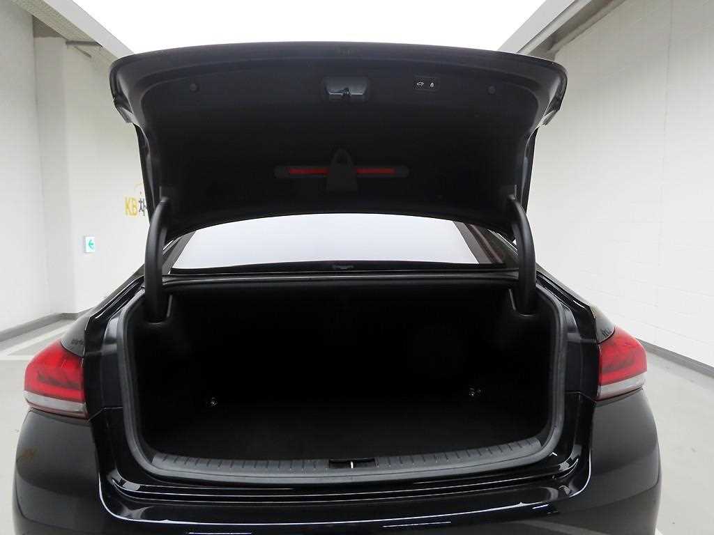 Genesis G80 - Vista 5