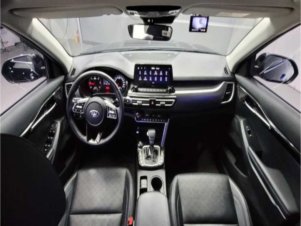 KIA Seltos - Vista 6